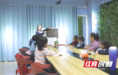 冷水灘 從嚴治理，全面規(guī)范校外培訓與教育咨詢服務